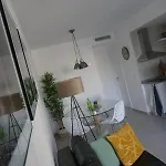 Sun 312 Apartment